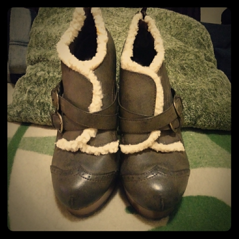 Vintage Qupid Ankle Booties